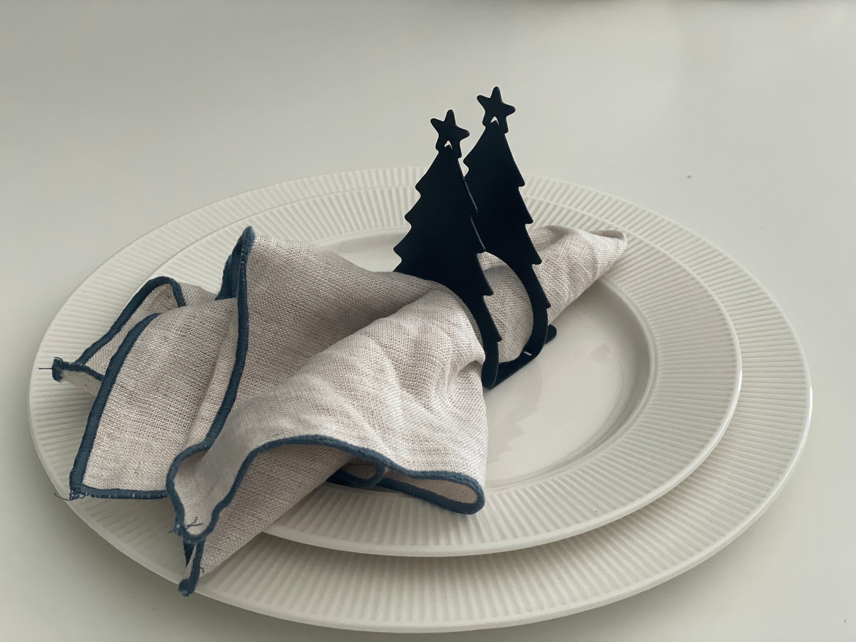 Grey napkin store rings